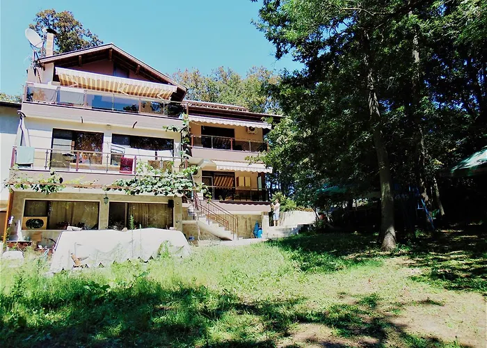 Maison d'hôtes Gorski Kat Kiten (Burgas)